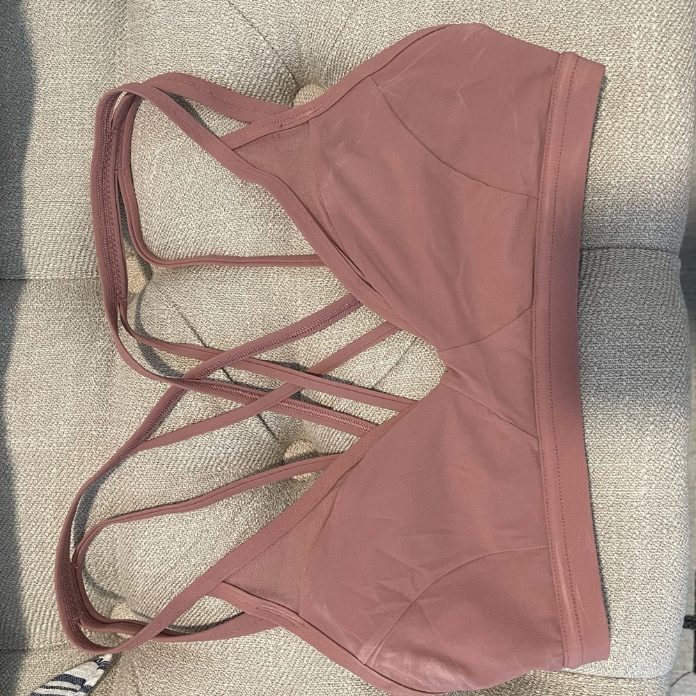 Lululemon sports bra